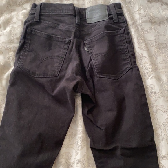 Black Levi  Wedgie Skinny jeans. Double 00. Faded a little. - Picture 3 of 3